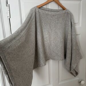 100% Italian Cashmere Light Grey Poncho